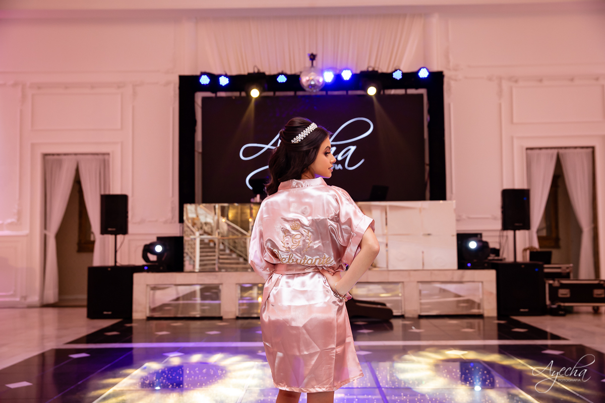 Festa de 15 anos Castello Reale; Festa de 15 anos Curitiba; Debutante Curitiba; Festa de 15 anos; Baile de Debutante Curitiba; Cerimonial 15 anos; Castelo Reale; Castello Realle; xv anos curitiba; decoração 15 anos; inesquecível 15 anos; meus quinze anos;