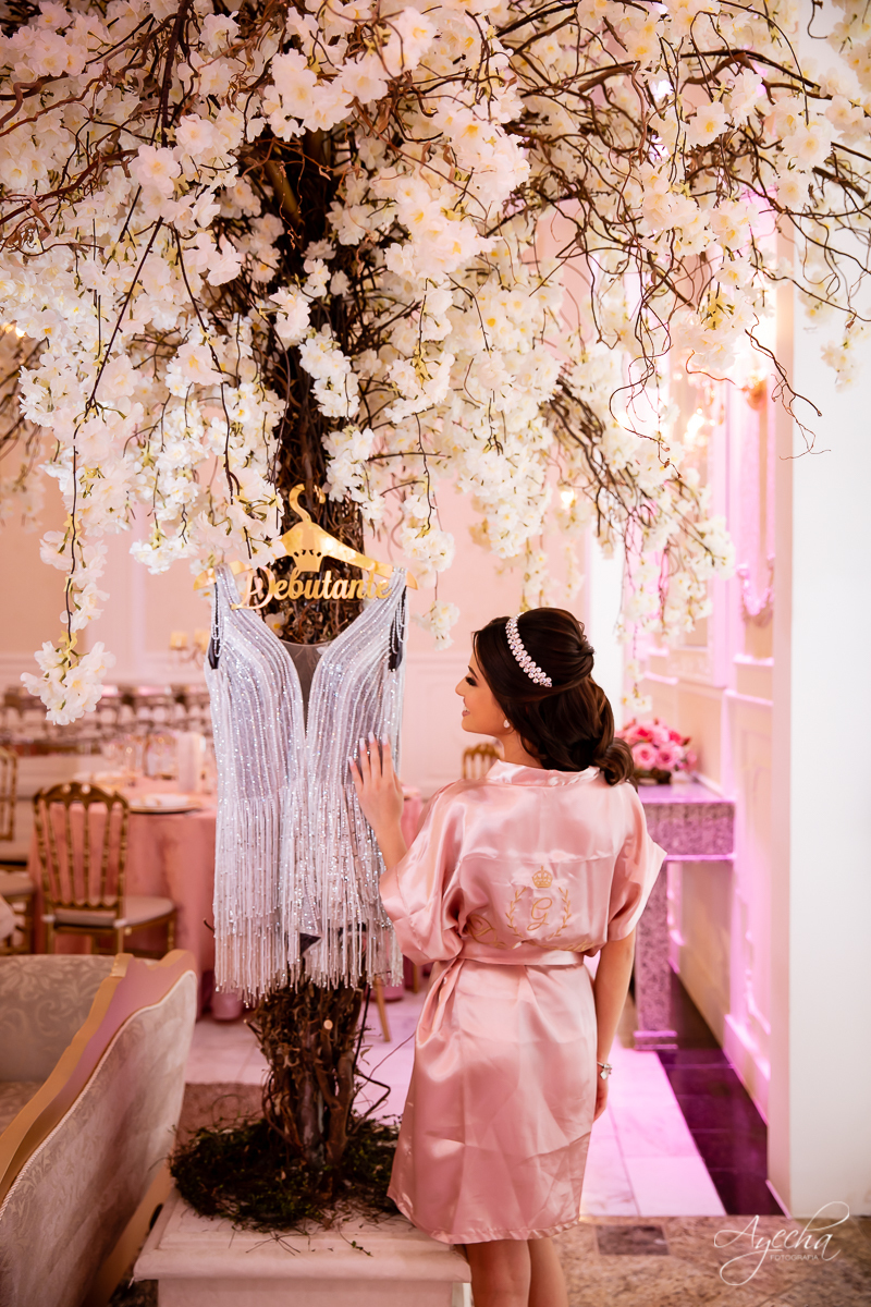 Festa de 15 anos Castello Reale; Festa de 15 anos Curitiba; Debutante Curitiba; Festa de 15 anos; Baile de Debutante Curitiba; Cerimonial 15 anos; Castelo Reale; Castello Realle; xv anos curitiba; decoração 15 anos; inesquecível 15 anos; meus quinze anos;