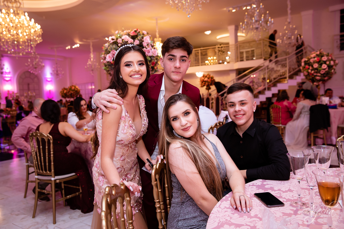 Festa de 15 anos Castello Reale; Festa de 15 anos Curitiba; Debutante Curitiba; Festa de 15 anos; Baile de Debutante Curitiba; Cerimonial 15 anos; Castelo Reale; Castello Realle; VALSA DEBUTANTE; inesquecível 15 anos; 