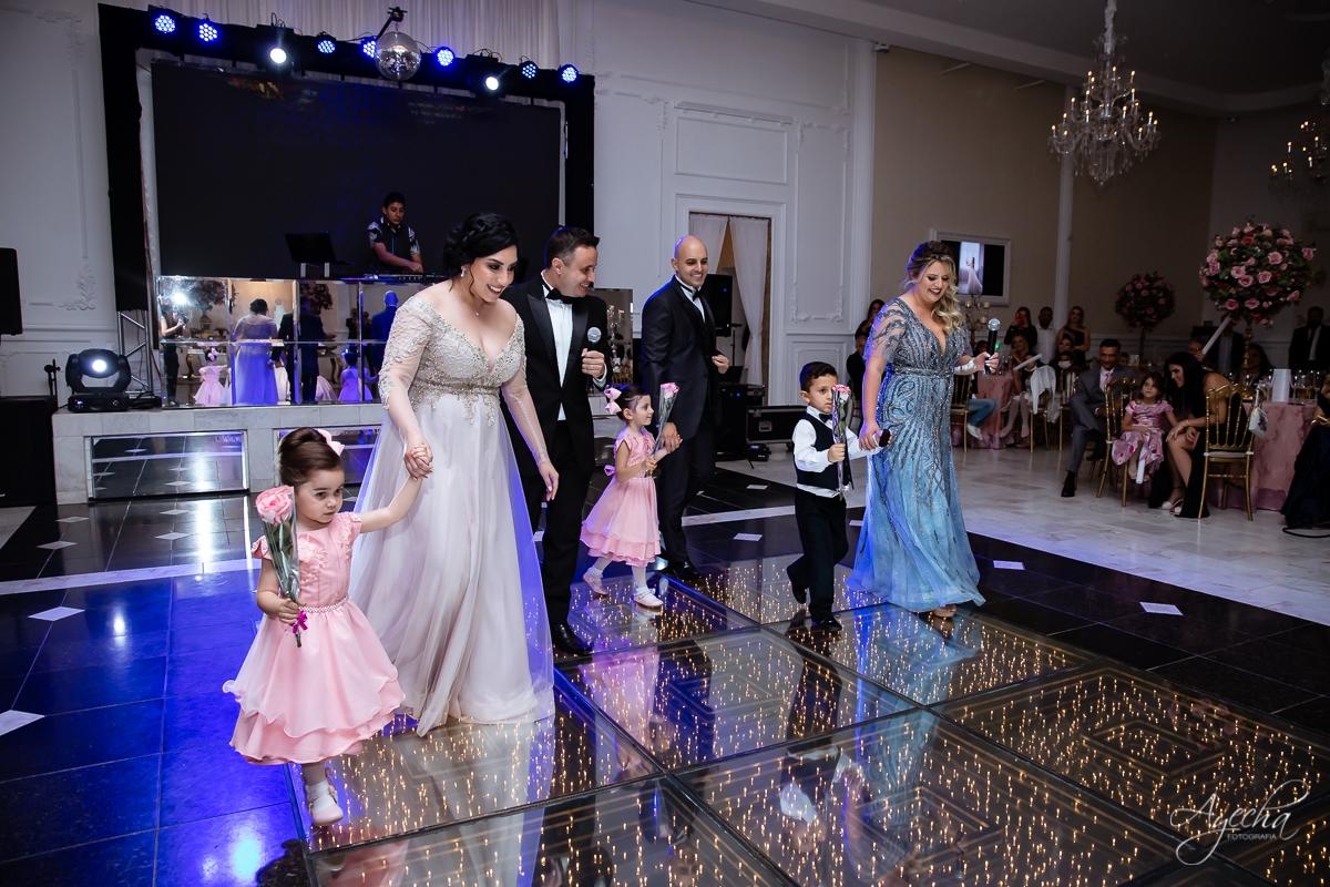 Festa de 15 anos Castello Reale; Festa de 15 anos Curitiba; Debutante Curitiba; Festa de 15 anos; Baile de Debutante Curitiba; Cerimonial 15 anos; Castelo Reale; Castello Realle; VALSA DEBUTANTE; inesquecível 15 anos; PRINCIPES DEBUTANTE