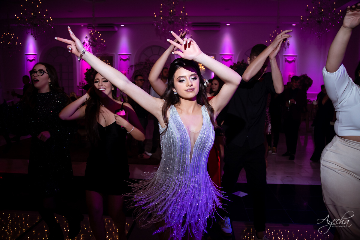 Festa de 15 anos Castello Reale; Festa de 15 anos Curitiba; Debutante Curitiba; Festa de 15 anos; Baile de Debutante Curitiba; Cerimonial 15 anos; Castelo Reale; Castello Realle; VALSA DEBUTANTE; inesquecível 15 anos; angela gramazzio; CENTER DANÇA