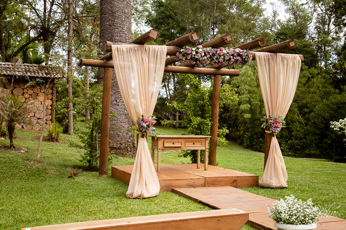 Casamento dos sonhos; Festa de casamento; Decoração de casamento; Casamento ao ar livre; Buque de noiva; Making of; Dia da noiva; Casamento em Curitiba; Fotografa de casamento Curitiba; Fotografa Piraquara; claudia ribeiro decoração; Villa dei Nonni