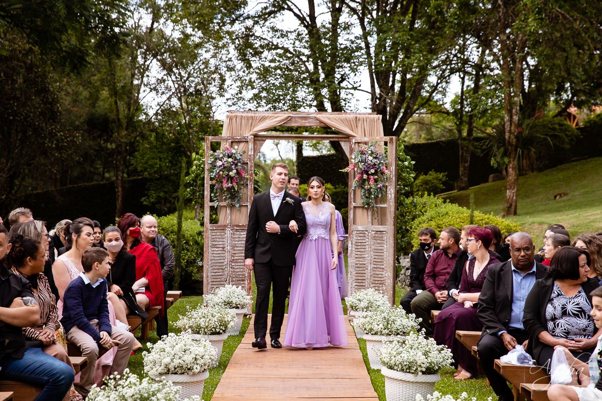 Casamento dos sonhos; Festa de casamento; Decoração de casamento; Casamento ao ar livre; Buque de noiva; Making of noivos; Dia da noiva; Casamento em Curitiba; Fotografa de casamento Curitiba; Fotografa Piraquara; Noivas Curitiba; Vestido de noiva;