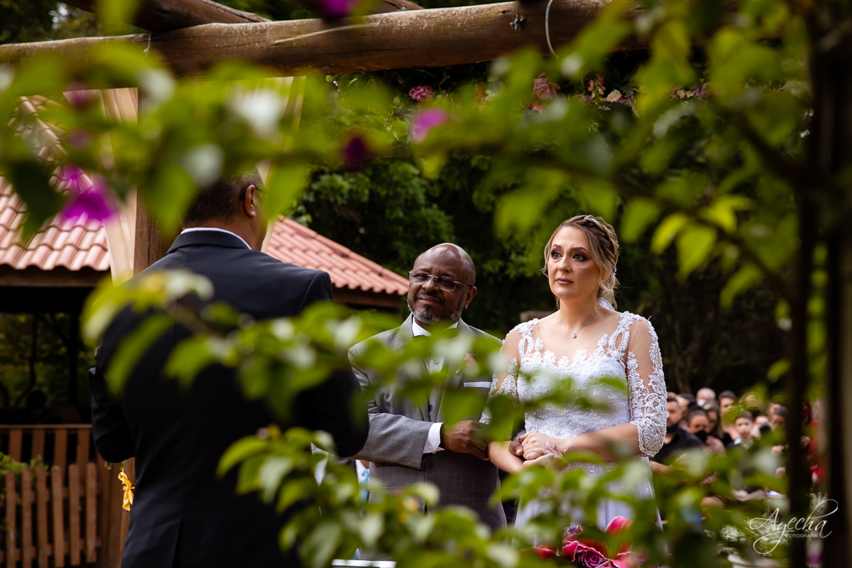 Casamento dos sonhos; Festa de casamento; Decoração de casamento; Casamento ao ar livre; Buque de noiva; Making of noivos; Dia da noiva; Casamento em Curitiba; Fotografa de casamento Curitiba; Fotografa Piraquara; Noivas Curitiba; Vestido de noiva;