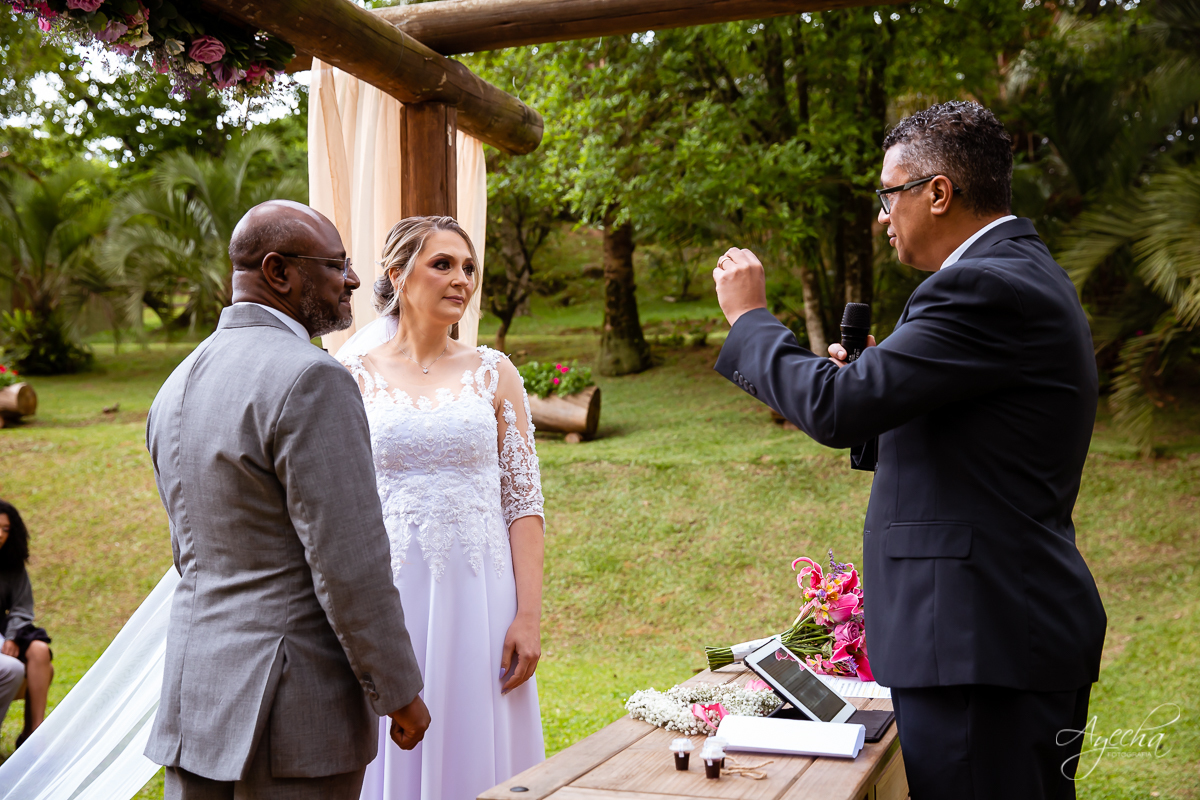 Casamento dos sonhos; Festa de casamento; Decoração de casamento; Casamento ao ar livre; Buque de noiva; Making of noivos; Dia da noiva; Casamento em Curitiba; Fotografa de casamento Curitiba; Fotografa Piraquara; Noivas Curitiba; Vestido de noiva;