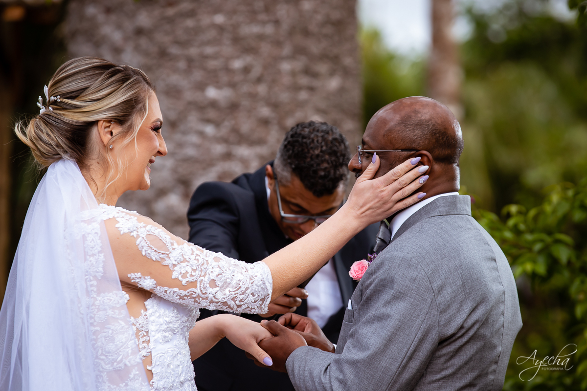 Casamento dos sonhos; Festa de casamento; Decoração de casamento; Casamento ao ar livre; Buque de noiva; Making of noivos; Dia da noiva; Casamento em Curitiba; Fotografa de casamento Curitiba; Fotografa Piraquara; Noivas Curitiba; Vestido de noiva;