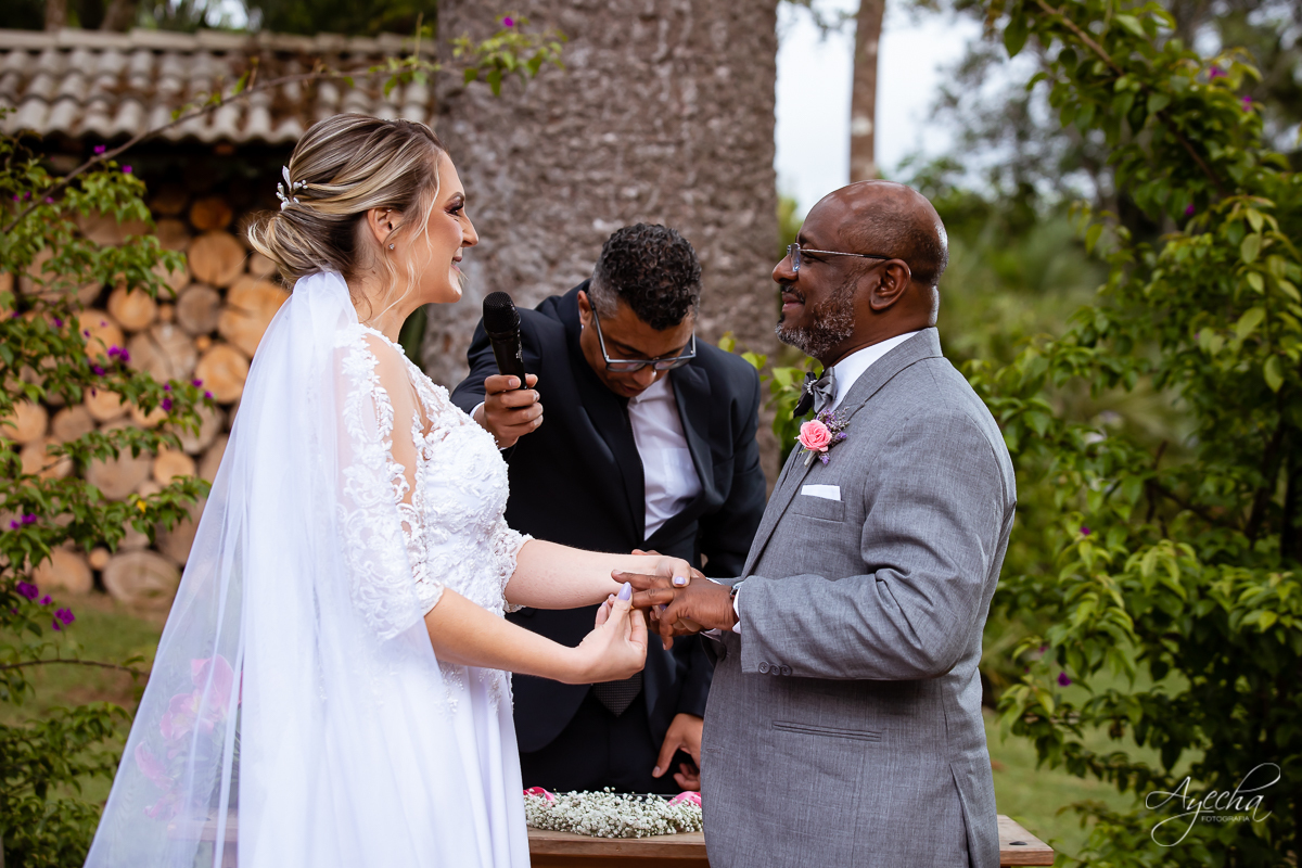 Casamento dos sonhos; Festa de casamento; Decoração de casamento; Casamento ao ar livre; Buque de noiva; Making of noivos; Dia da noiva; Casamento em Curitiba; Fotografa de casamento Curitiba; Fotografa Piraquara; Noivas Curitiba; Vestido de noiva;
