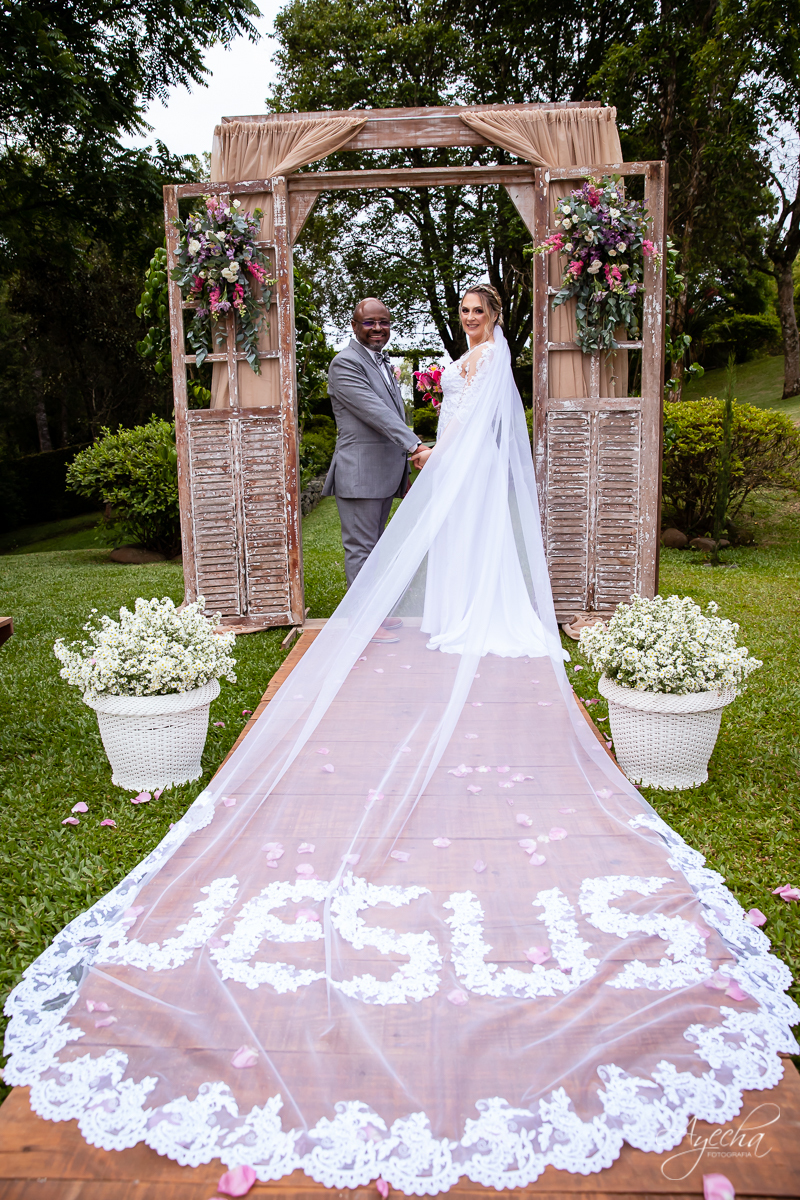 Casamento dos sonhos; Festa de casamento; Decoração de casamento; Casamento ao ar livre; Buque de noiva; Making of noivos; Dia da noiva; Casamento em Curitiba; Fotografa de casamento Curitiba; Fotografa Piraquara; Noivas Curitiba; Vestido de noiva;