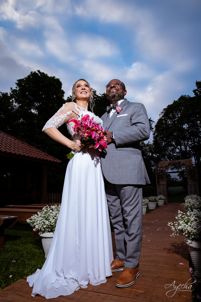 Casamento dos sonhos; Festa de casamento; Decoração de casamento; Casamento ao ar livre; Buque de noiva; Making of noivos; Dia da noiva; Casamento em Curitiba; Fotografa de casamento Curitiba; Fotografa Piraquara; Noivas Curitiba; Vestido de noiva;