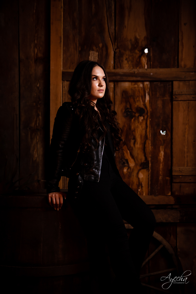 Ensaio 15 anos; Debutantes Curitiba; Ensaio no campo; chácara ienkot; Fotografa Piraquara; Ensaio romântico; Inspiração de 15 anos; Fotografa de debutantes Curitiba; Ensaio externo; Ensaios Curitiba; Inspirações em The vampire diaries; Meus 15 anos; 