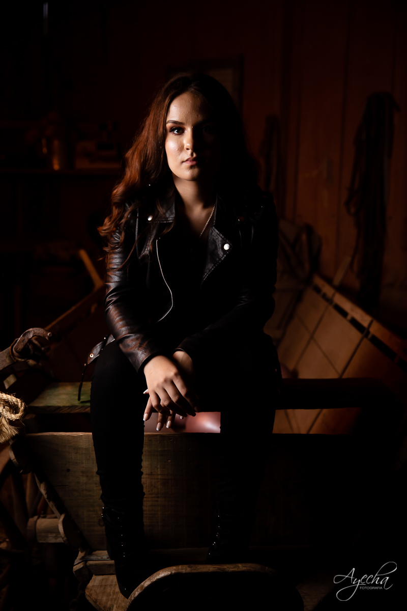 Ensaio 15 anos; Debutantes Curitiba; Ensaio no campo; chácara ienkot; Fotografa Piraquara; Ensaio romântico; Inspiração de 15 anos; Fotografa de debutantes Curitiba; Ensaio externo; Ensaios Curitiba; Inspirações em The vampire diaries; Meus 15 anos; 