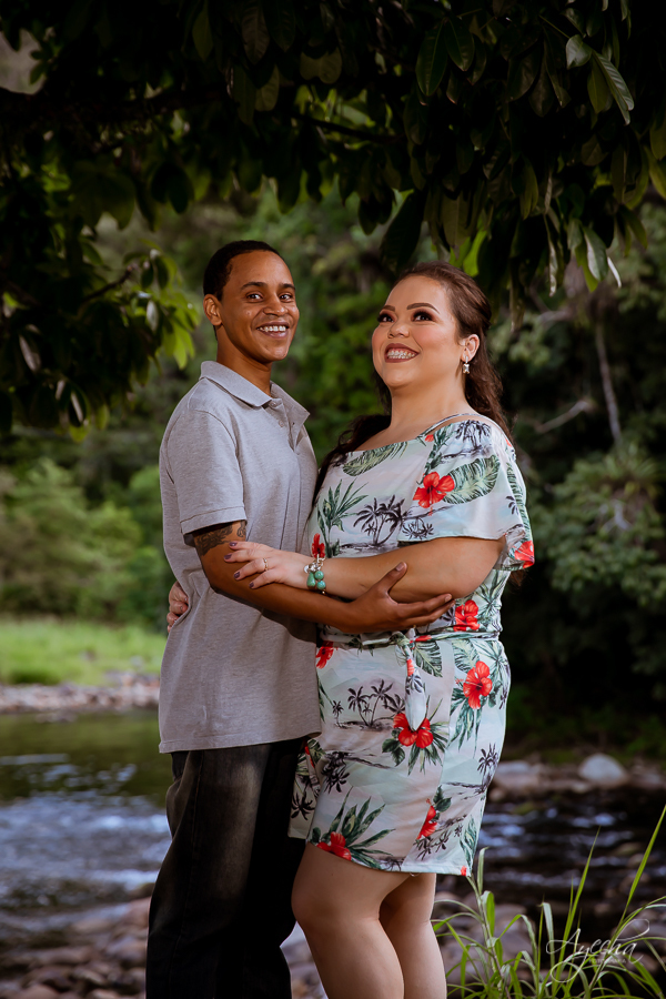 Ensaio casal; Pré wedding; Ensaio em ar livre; Fotos pôr do sol; Noivas Curitiba; Fotografa de casamento Curitiba; Fotografa Piraquara; Ensaio pré casamento; Ensaio de casal; Pré wedding Curitiba; Casal Curitiba; Ensaio Morretes; Estrada da Graciosa;  
