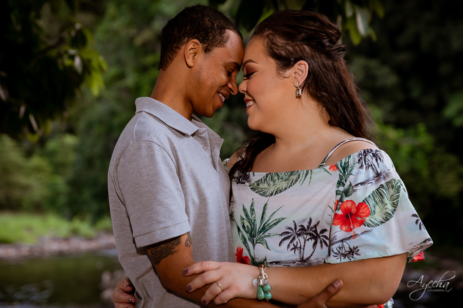 Ensaio casal; Pré wedding; Ensaio em ar livre; Fotos pôr do sol; Noivas Curitiba; Fotografa de casamento Curitiba; Fotografa Piraquara; Ensaio pré casamento; Ensaio de casal; Pré wedding Curitiba; Casal Curitiba; Ensaio Morretes; Estrada da Graciosa;  
