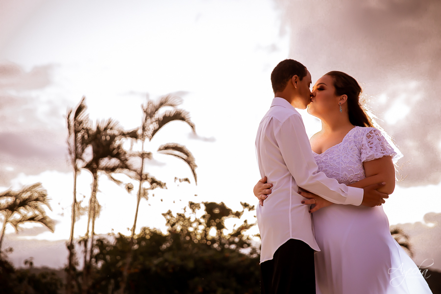Ensaio casal; Pré wedding; Ensaio em ar livre; Fotos pôr do sol; Noivas Curitiba; Fotografa de casamento Curitiba; Fotografa Piraquara; Ensaio Litoral; Ensaio de casal; Pré wedding Curitiba; Casal Curitiba; Ensaio Antonina; Ensaio Ponta da Pita;
