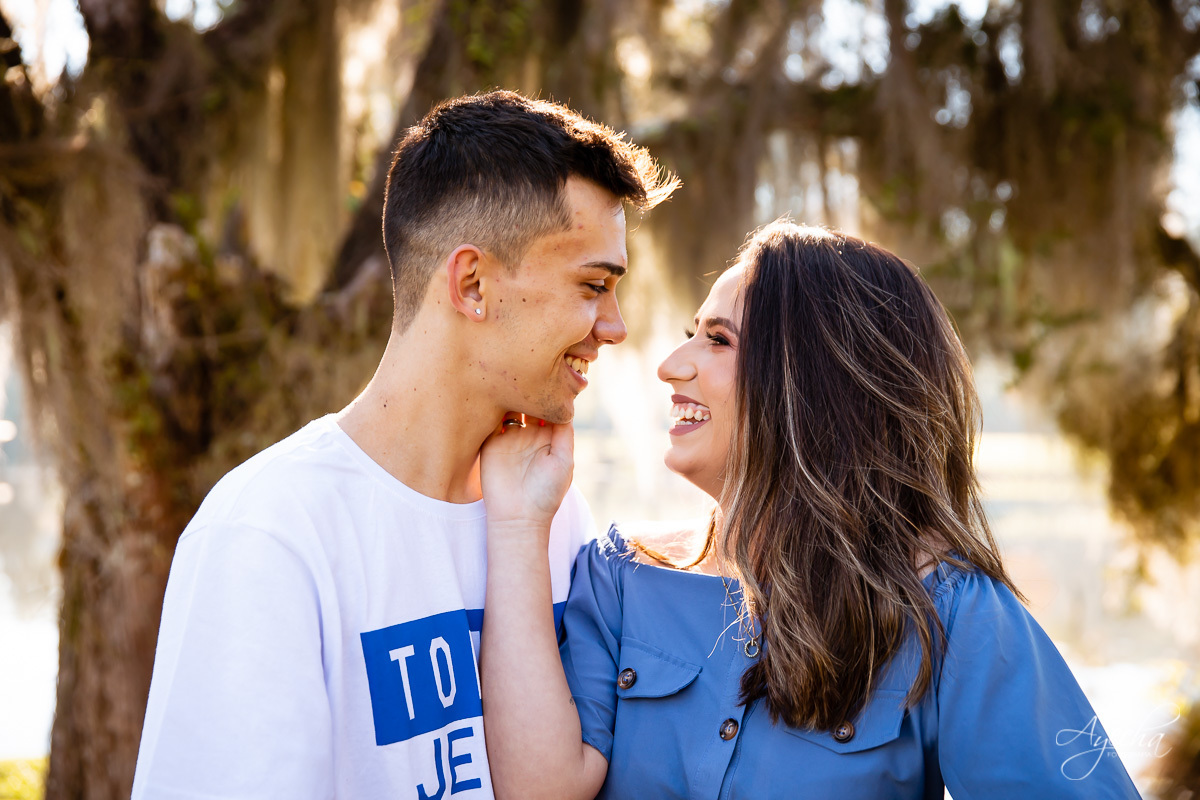 Pedido de casamento; Pedido surpresa; Pedido de casamento Curitiba; Ela disse sim; Oficialmente noivos; Ensaio casal; Chácara Ienkot; Ensaio casal; Fotografa Piraquara; Fotografa de casais Curitiba; Agora sou noiva; Noivas Curitiba; Inspiração de pedido;