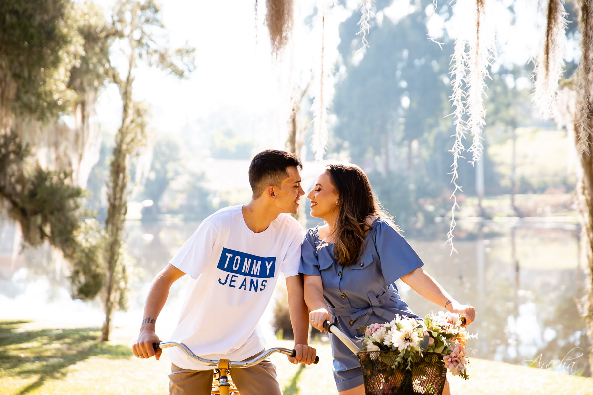 Pedido de casamento; Pedido surpresa; Pedido de casamento Curitiba; Ela disse sim; Oficialmente noivos; Ensaio casal; Chácara Ienkot; Ensaio casal; Fotografa Piraquara; Fotografa de casais Curitiba; Agora sou noiva; Noivas Curitiba; Inspiração de pedido;