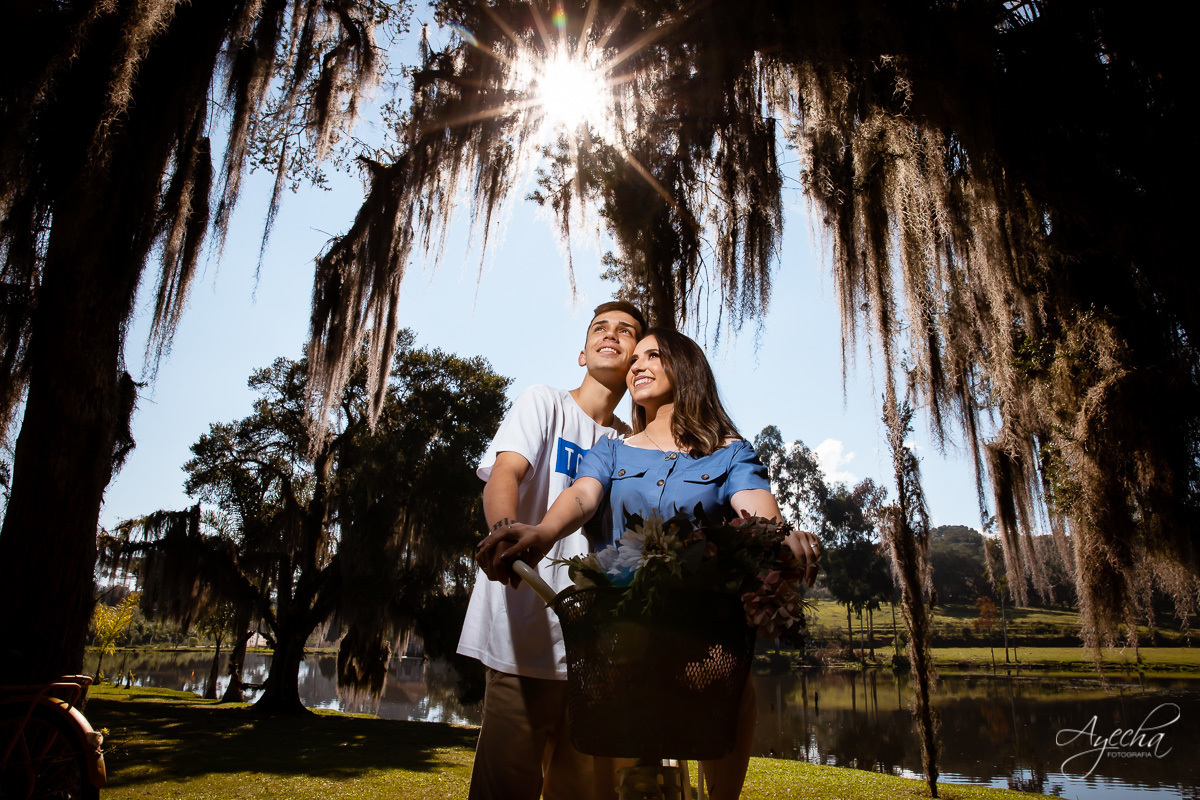 Pedido de casamento; Pedido surpresa; Pedido de casamento Curitiba; Ela disse sim; Oficialmente noivos; Ensaio casal; Chácara Ienkot; Ensaio casal; Fotografa Piraquara; Fotos com emoção; Agora sou noiva; Inspiração de pedido; Ensaio romântico; 