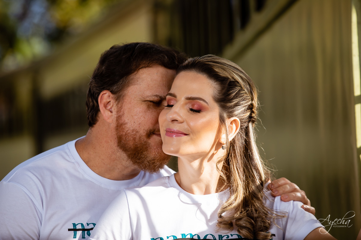 Ensaio casal; Ensaio em Morretes; Noivos Curitiba; Fotografa de casais Curitiba; Pré wedding Paranaguá; Pré casamento; Registrando amor; Ensaio externo; Ensaio Antonina; Casamentos Curitiba; Fotografa Piraquara; Ensaios linha do trem; 