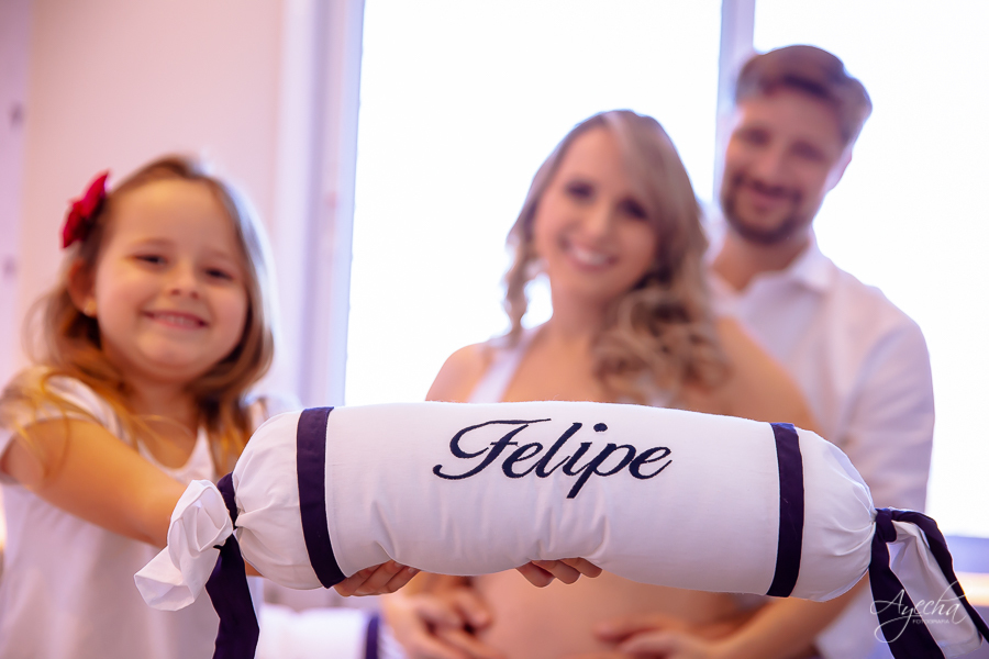 Amor de mãe; Gestantes Curitiba; Maternidade Curitiba; Fotografa de família; Mães Curitibanas; Ensaio gestante; Ensaios marcantes; Ensaio em casa; Ensaio família; Espera do bebê; Fotos da gravidez; Inspiração de ensaio gravidez; Detalhes quarto bebê;