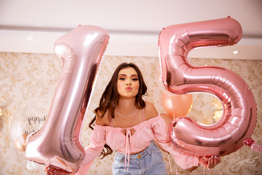 Ensaio de 15 anos; Balões 15 anos; Inspiração 15 anos; Fotografa Curitiba; Fotografa debutante; Chácara Ienkot; 15 anos Curitiba; Fotografa Piraquara; Meus 15 anos; 15 anos dos sonhos; Ensaios São José dos Pinhais; Ensaios Curitiba; Decoração 15 anos; 