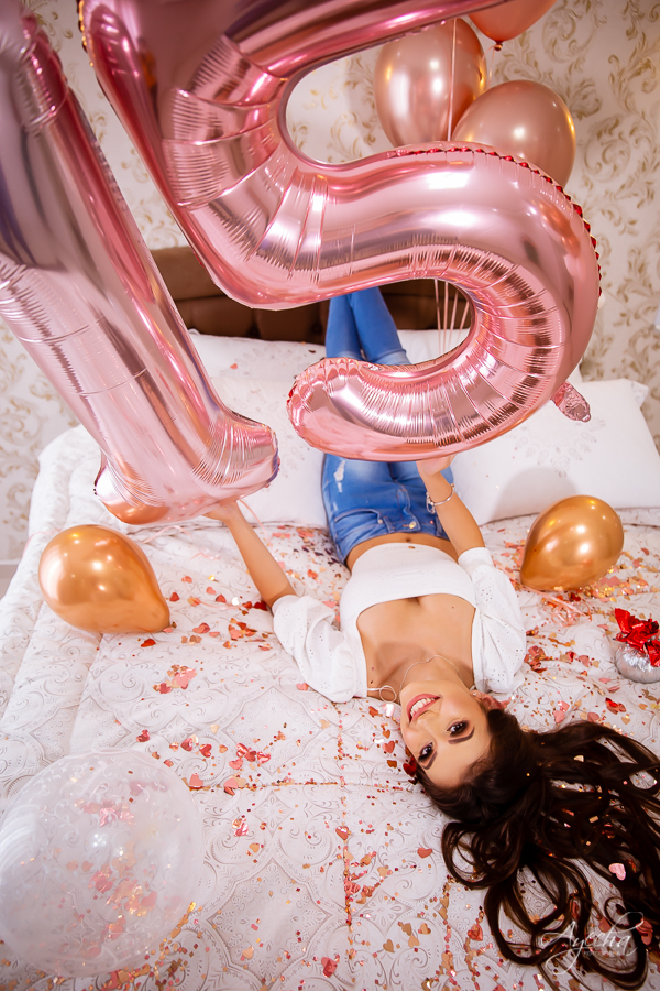 Ensaio de 15 anos; Balões 15 anos; Inspiração 15 anos; Fotografa Curitiba; Fotografa debutante; Chácara Ienkot; 15 anos Curitiba; Fotografa Piraquara; Meus 15 anos; 15 anos dos sonhos; Ensaios São José dos Pinhais; Ensaios Curitiba; Decoração 15 anos; 