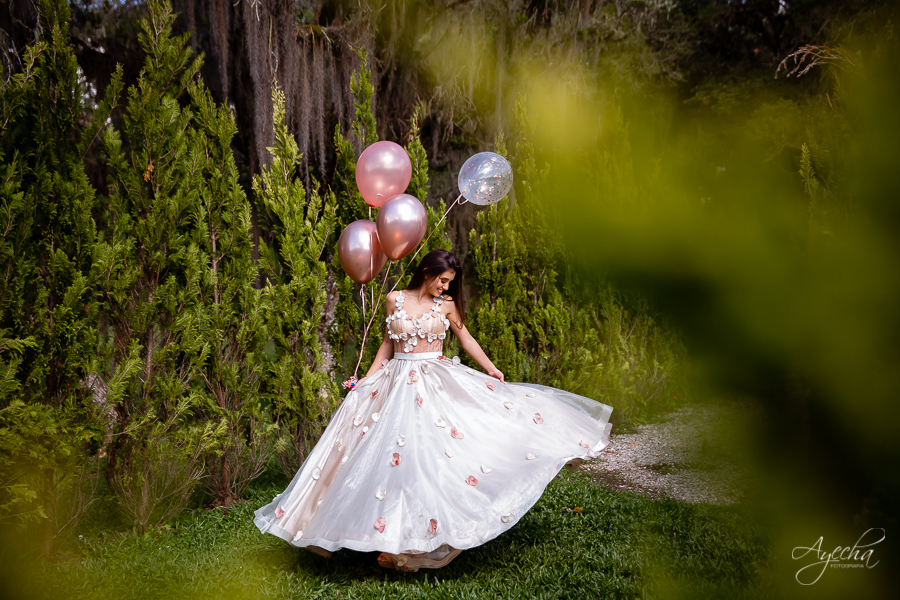Ensaio de 15 anos; Balões 15 anos; Inspiração 15 anos; Fotografa Curitiba; Fotografa debutante; Chácara Ienkot; 15 anos Curitiba; Fotografa Piraquara; Meus 15 anos; 15 anos dos sonhos; Ensaios São José dos Pinhais; Ensaios Curitiba; Vestidos 15 anos; 