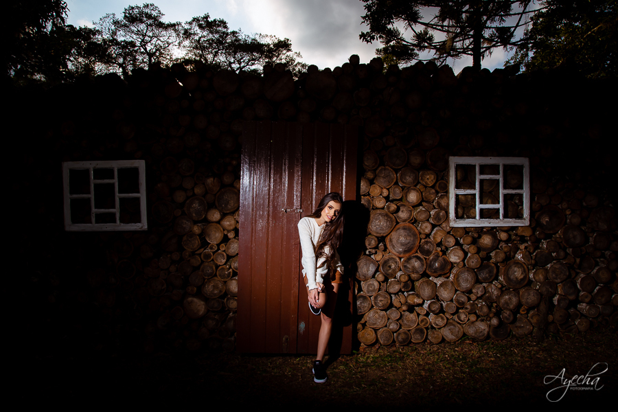 Ensaio de 15 anos; Inspiração 15 anos; Fotografa Curitiba; Fotografa debutante; Chácara Ienkot; 15 anos Curitiba; Fotografa Piraquara; Meus 15 anos; 15 anos dos sonhos; Ensaios São José dos Pinhais; Ensaios Curitiba; Ensaio rustico; Cenários para fotos; 
