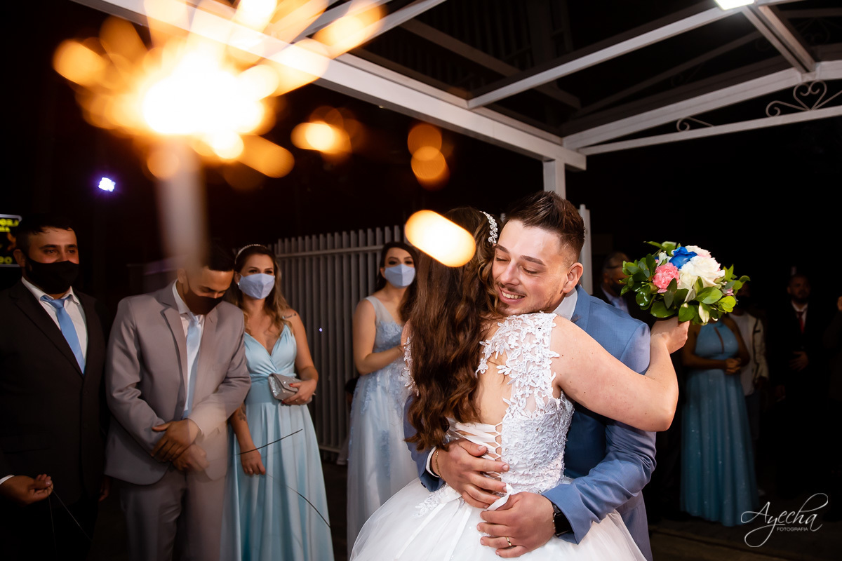 Casamento religioso; Casamento na Igreja; Casamento em Piraquara; Noivos de Piraquara; Fotografa de casamentos Piraquara; Casamento católico; Casamento dos sonhos; Casamento Guarituba; Enfim casados; Fotografa Piraquara; Cerimonia religiosa ;