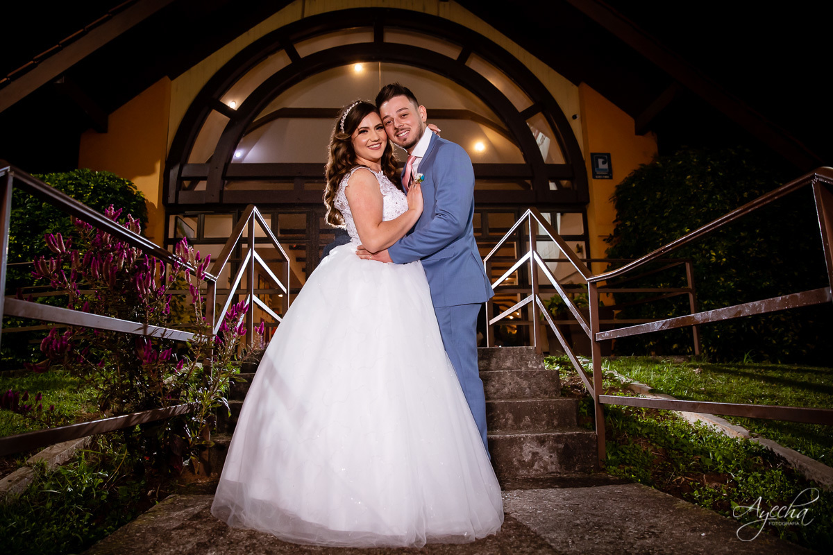 Churrascaria Vallejo; Casamento em Piraquara; Noivos de Piraquara; Fotografa de casamentos Piraquara; Casamento dos sonhos; Casamento Guarituba; Enfim casados; Fotografa Piraquara; Festa de casamento; Fotografa Pinhas; Ensaio noturno; Eventos Pinhais;