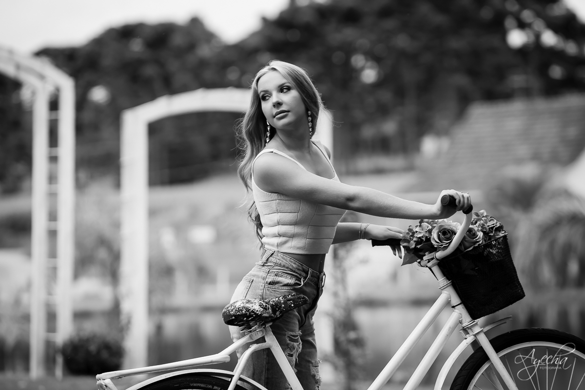 Meus 15 anos; Ensaio de 15 anos; 15 anos Curitiba; Debutantes Curitiba; Amanda Ienkot makeup; Fotografia 15 anos; Fotografa Piraquara; Debutantes; Inspiração 15 anos; Fotografa Curitiba; Chácara Ienkot; São José dos Pinhais;  Chácara fotográfica; 