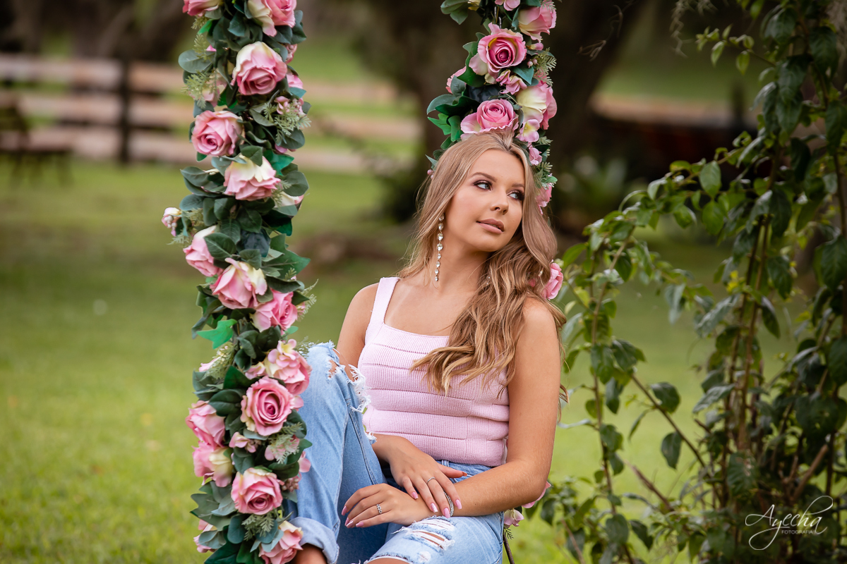 Meus 15 anos; Ensaio de 15 anos; 15 anos Curitiba; Debutantes Curitiba; Amanda Ienkot makeup; Fotografia 15 anos; Fotografa Piraquara; Debutantes; Inspiração 15 anos; Fotografa Curitiba; Chácara Ienkot; São José dos Pinhais;  Chácara fotográfica; 