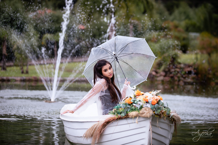 Ensaio diferente; Inspirações 15 anos; Fotografa Umbará; Debutante Curitiba; Ensaio romântico;  