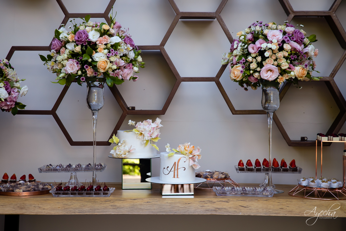 Dia do noivo; Fotografa de casamentos Curitiba; Noivos Curitiba; making of da noiva; Casamentos Curitiba; Chácara cinco elementos; Casamento São José dos Pinhais; Eventos Curitiba; Noivas curitibanas; Presller Gastronomia; Fotos Casamento Curitiba;