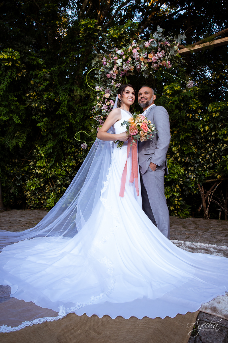 Noivos Curitiba; Chácara cinco elementos; Casamento São José dos Pinhais; Casamento dos sonhos; Fotografa de casamento; Casamentos Curitiba; Festa de casamento; Cerimonia religiosa; Cerimonia ar livre; Vestido de noiva;  ensaio dos noivos; cerimonial;