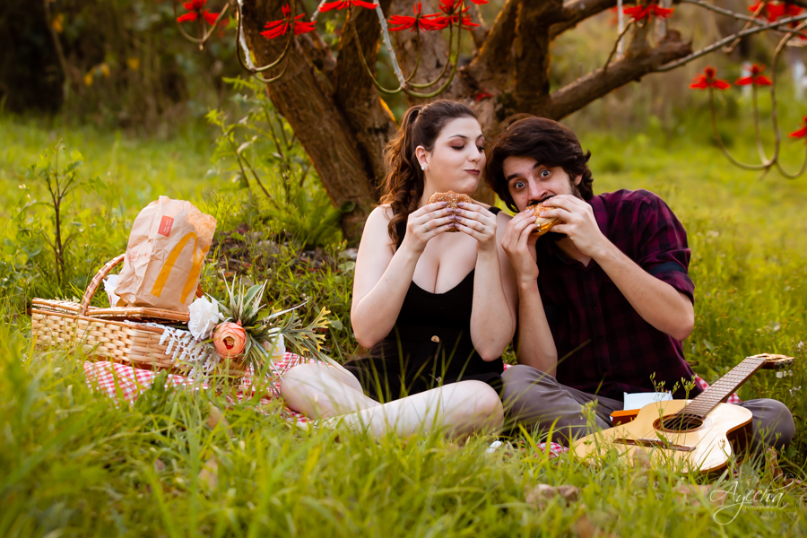 Ensaio romântico; ensaio picnic; cacheoira do rio são jorge; pré wedding ponta grossa; ensaio de casal; ensaio de casamento; fotografa de casamento curitiba; buraco do padre; cachoeira da mariquinha; casamento na cachoeira; ensaio mc donalds