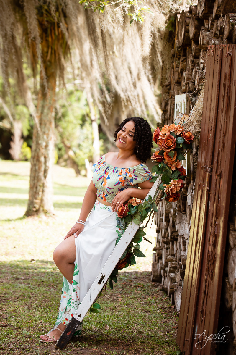 Ensaio feminino; Fotografa Curitiba; Chácara Fotográfica; Chácara Ienkot São José dos Pinhais; Fotografa Piraquara; Ensaio Romântico; Ensaio campo; Ensaio feminino externo; Ensaio fotográfico feminino;  