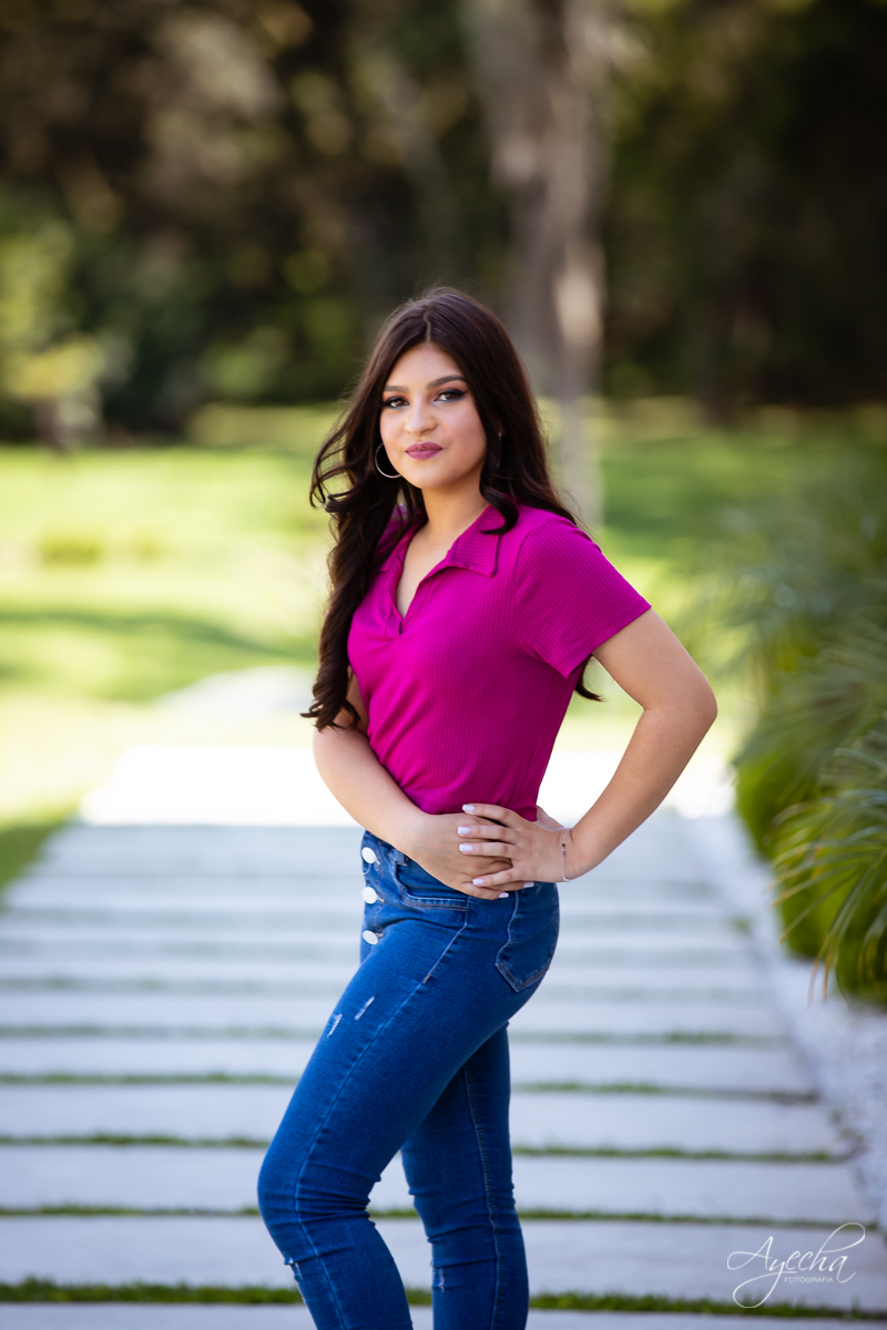 Ensaio 15 anos; Meus 15 anos; Ensaio debutante; Fotografa Curitiba; Amanda Ienkot makeup; Chácara fotográfica em São José dos Pinhias; Fotógrafa de debutantes; Fotografa Piraquara; Ensaio romântico 15 anos; Deborah Ayecha Fotógrafa; 