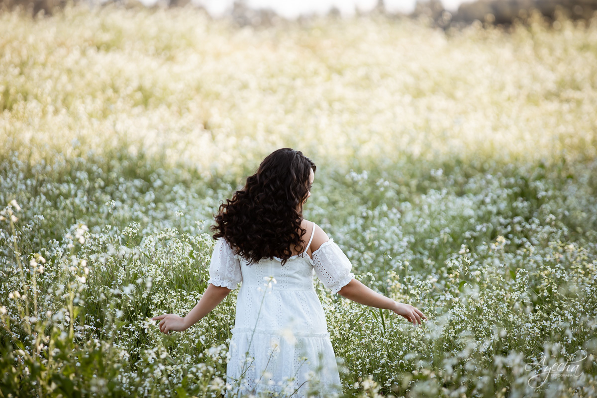 Ensaio 15 anos; Meus 15 anos; Debutantes Curitiba; Fotografa de debutantes; Ensaio romântico 15 anos; Chácara Sentinela; Ensaio Colombo; Fotografa Piraquara; Debutantes; Inspirações 15 anos; Fotografa Colombo; Ensaio no campo; Ensaio delicado; 