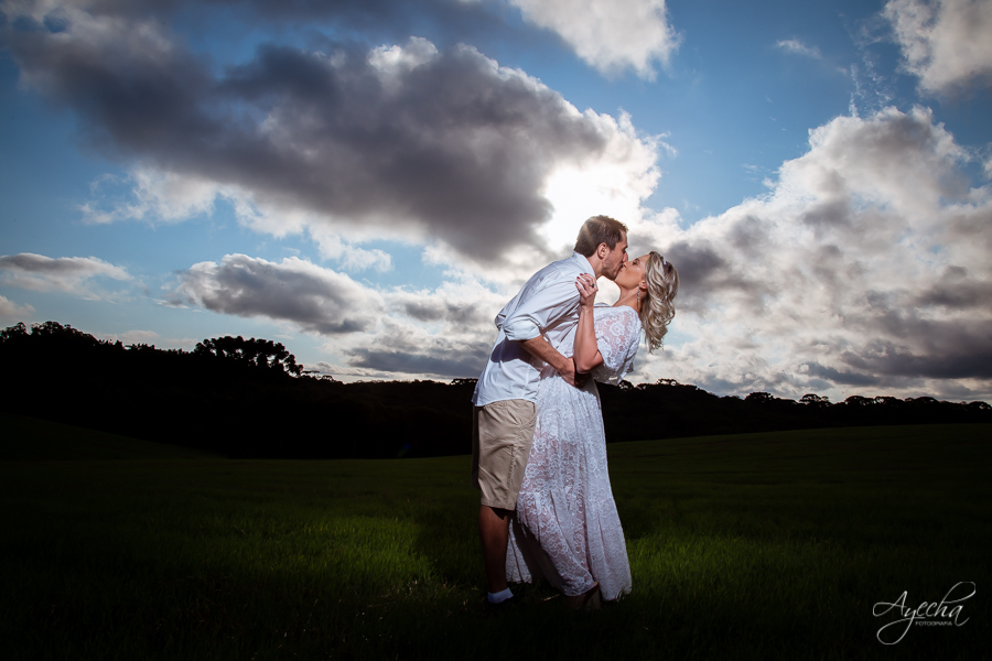 Ensaio casal; Pré weddig; Pôr do sol; Fotografa casal; Fotografa de casamento; Ensaio pré casamento; Casais Curitiba; Noivos Curitiba; Ensaio São José dos Pinhais; Recanto Nogarotto; Ensaio romântico; Casais apaixonados; 
