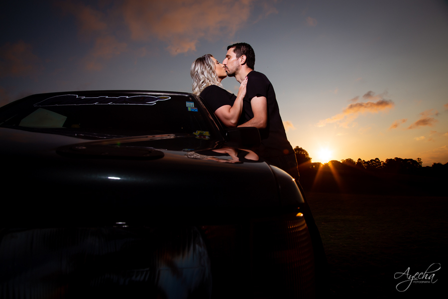 Ensaio casal; Pré weddig; Pôr do sol; Fotografa casal; Fotografa de casamento; Ensaio pré casamento; Casais Curitiba; Noivos Curitiba; Ensaio São José dos Pinhais; Recanto Nogarotto; Ensaio romântico; Casais apaixonados; 
