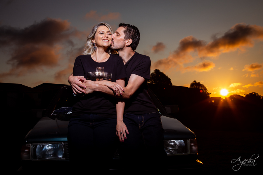 Ensaio casal; Pré weddig; Pôr do sol; Fotografa casal; Fotografa de casamento; Ensaio pré casamento; Casais Curitiba; Noivos Curitiba; Ensaio São José dos Pinhais; Recanto Nogarotto; Ensaio romântico; Casais apaixonados; 
