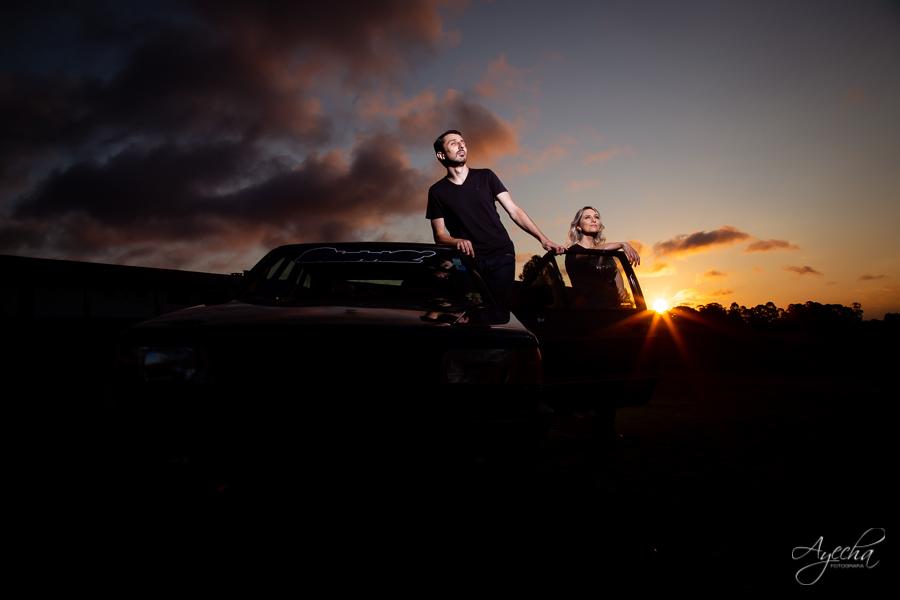 Ensaio casal; Pré weddig; Pôr do sol; Fotografa casal; Fotografa de casamento; Ensaio pré casamento; Casais Curitiba; Noivos Curitiba; Ensaio São José dos Pinhais; Recanto Nogarotto; Ensaio romântico; Casais apaixonados; 
