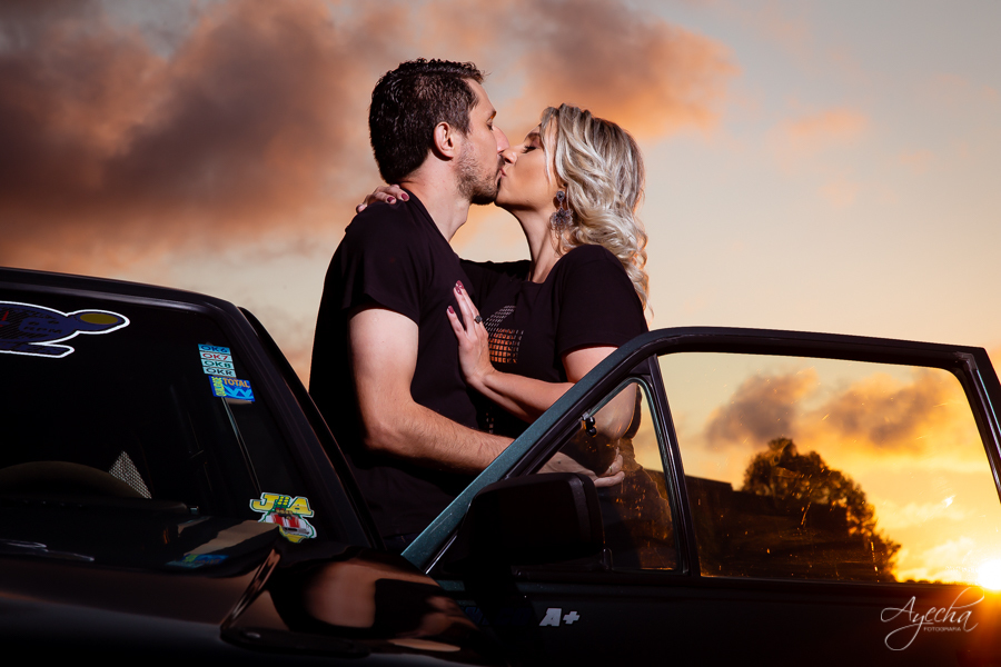 Ensaio casal; Pré weddig; Pôr do sol; Fotografa casal; Fotografa de casamento; Ensaio pré casamento; Casais Curitiba; Noivos Curitiba; Ensaio São José dos Pinhais; Recanto Nogarotto; Ensaio romântico; Casais apaixonados; 

