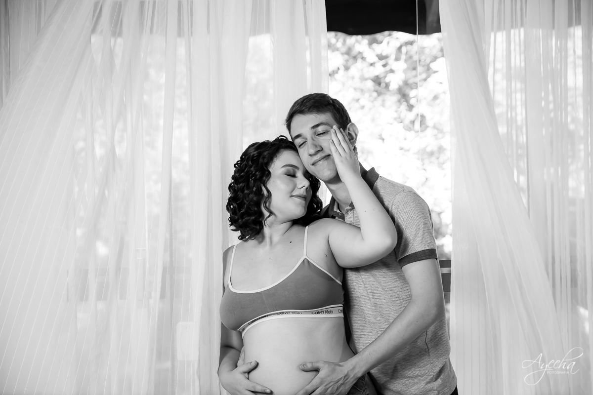 Amor de mãe; Gestantes Curitiba; Maternidade Curitiba; Fotografa de família; Mães Curitibanas; Ensaio gestante; Ensaios marcantes; Espera do bebê; Fotos da gravidez; Inspiração de ensaio gravidez; Fotografa Curitiba; Ensaios Curitiba; Chácara fotográfica;