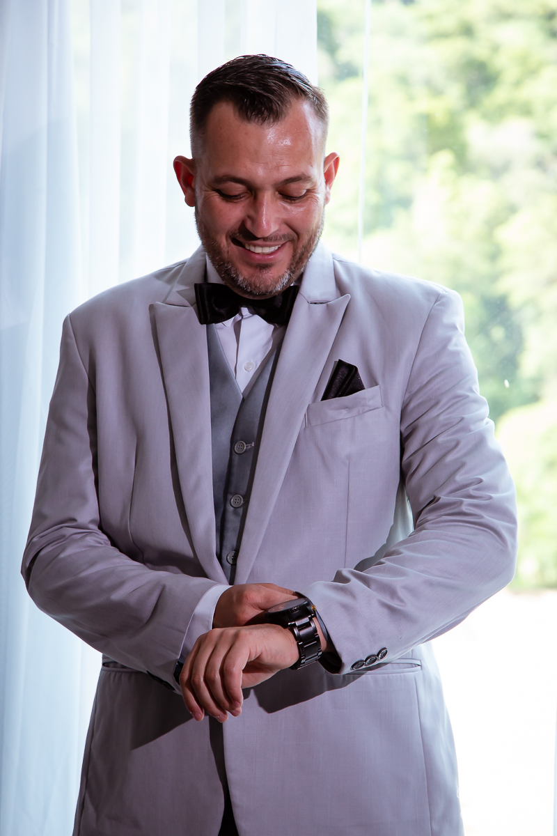 Making of do noivo; Dia do noivo; Fotografa de casamentos; Casamentos Curitiba; Noivas Curitiba; Fotografa Curitiba; Festa de casamento; Casamento dos sonhos; Fotografa de casamentos Curitiba; Festa de casamento; Inspiração de casamento; Noivos Curitiba; 