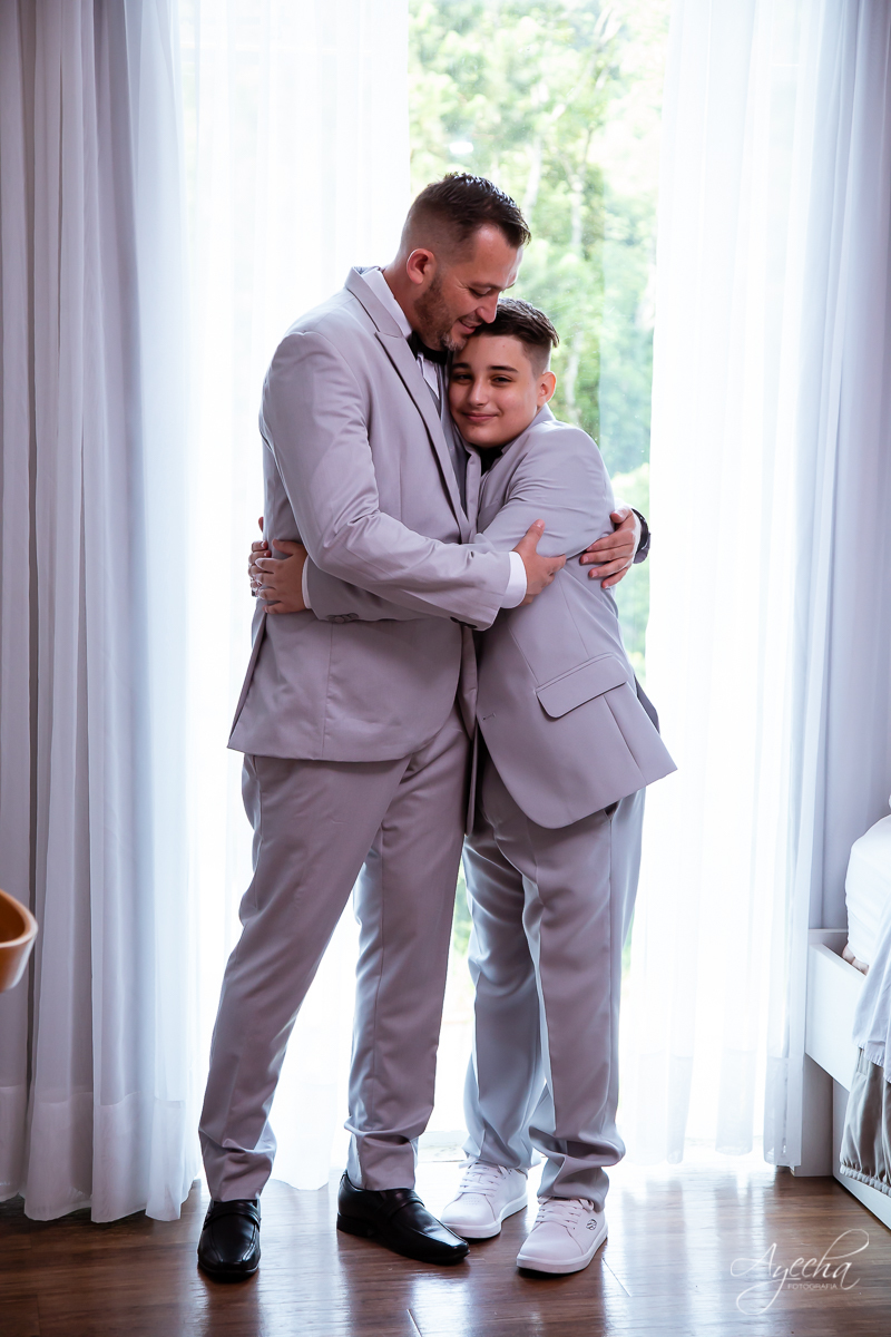 Making of do noivo; Dia do noivo; Fotografa de casamentos; Casamentos Curitiba; Noivas Curitiba; Fotografa Curitiba; Festa de casamento; Casamento dos sonhos; Fotografa de casamentos Curitiba; Festa de casamento; Inspiração de casamento; Noivos Curitiba; 