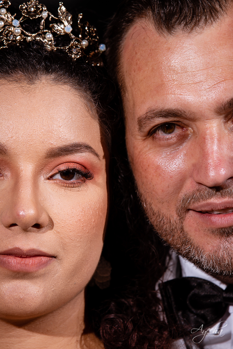 Festa de casamento; Cerimonia ao ar livre; Entrada da noiva; Casamento do sonhos; Casamento em Curitiba; Decoração de casamento; Fotografa de casais; Dia dos noivos; Vestido de noiva; Buquê de noiva;  Deck Bolsi eventos; Casamento Colombo;