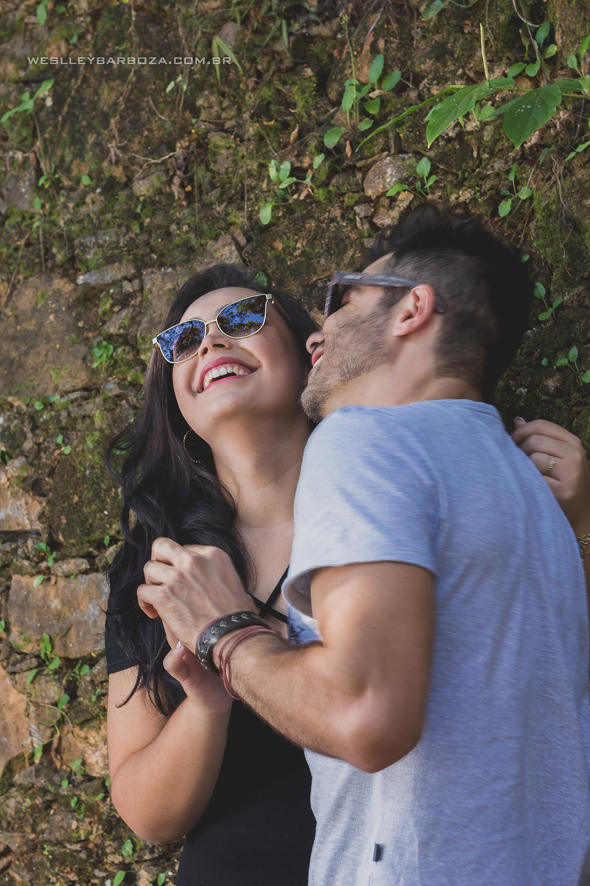 felicidade casal alegria