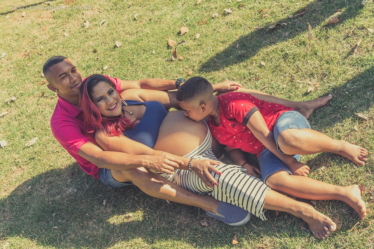 gestante familia beijo