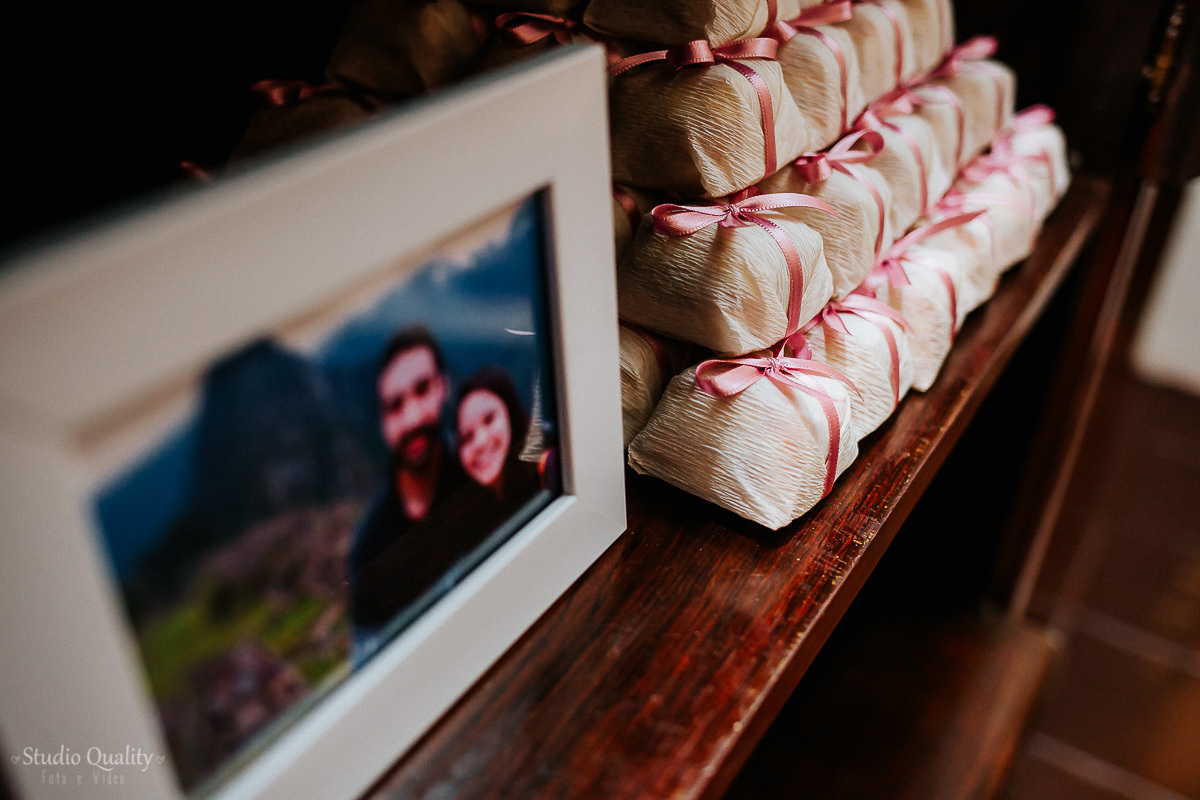 Buffet: Scardini Buffet

Espaço, decoração e buquê: Espaço Garças Pampulha

Produção: Arabela Rios Boudoir de Beleza